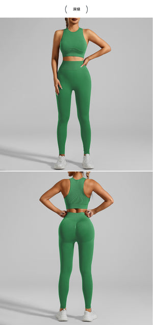 A woman figure, wearing a  Green Tight-Fitting Yoga Set wear